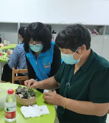 马田街道开启园艺工作坊为石家社区防疫人员减压