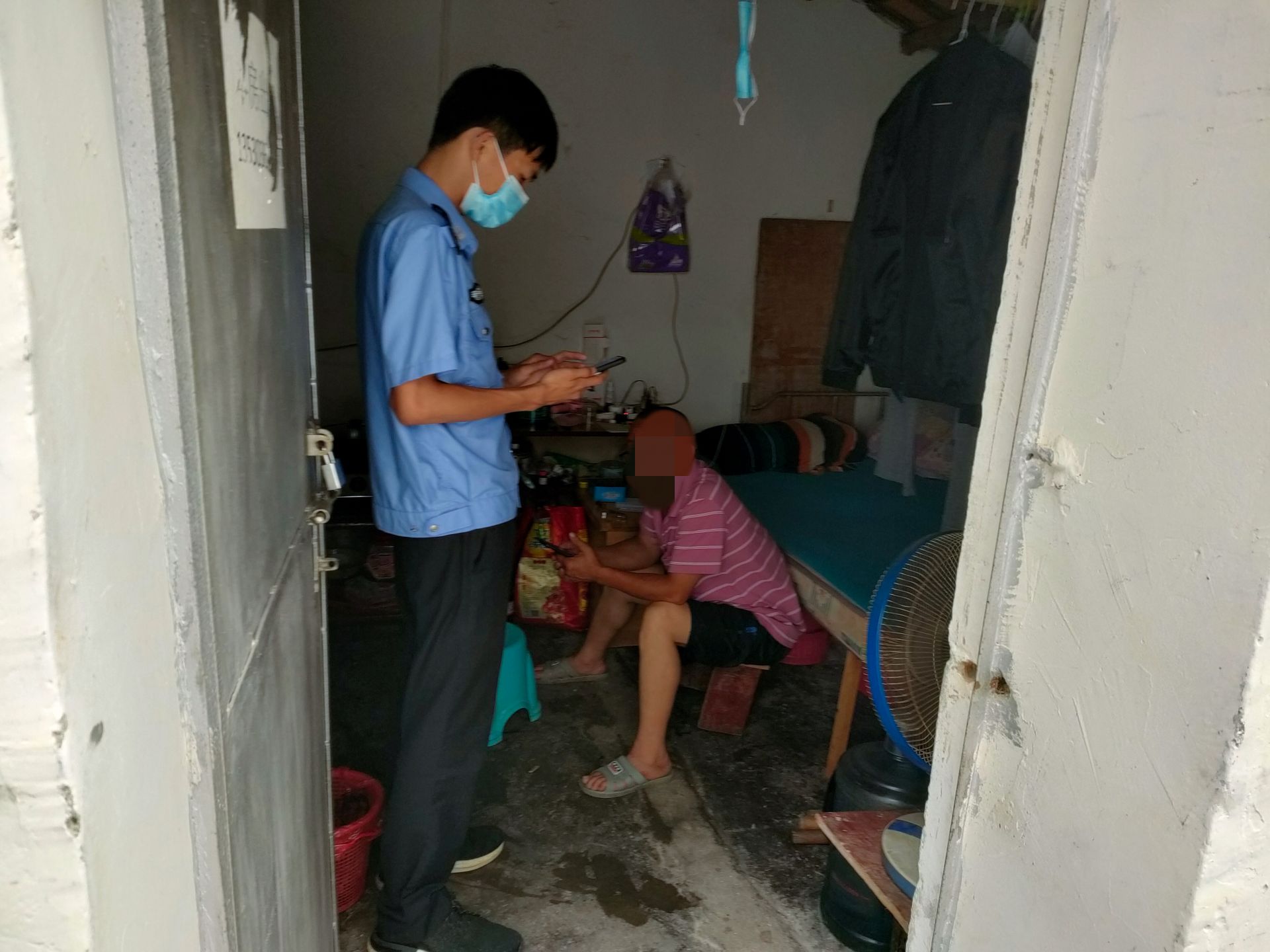 光明街道90后网格员不负韶华，以吾辈青春筑平安光明