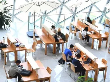 深圳图书馆有序恢复开放！同时在馆人数不超过2000人