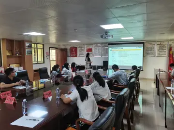 锻造高素质文明队伍！凤凰街道举办全国文明城市创建业务培训