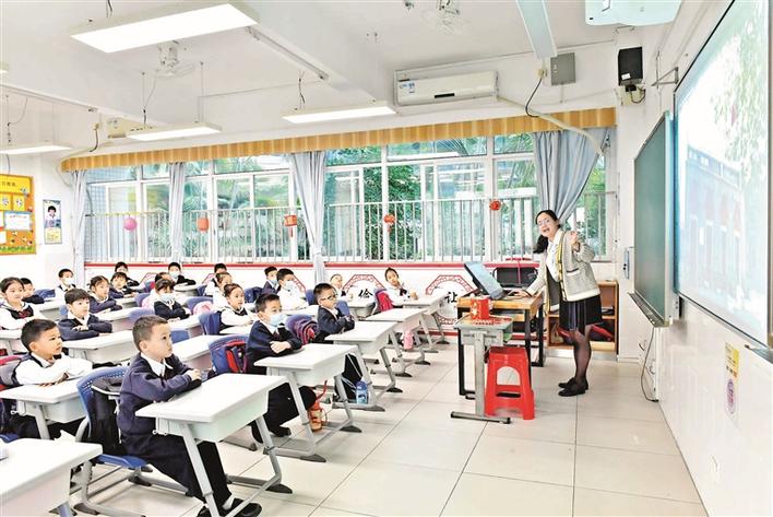 宝安召开基础教育改革发展工作专班会议：确保年内新增公办义务教育学位2.92万座