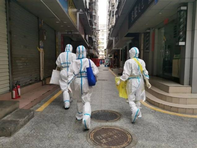 一起谢谢你！深圳为抗疫社区专职工作者和网格员发放“爱心礼包”