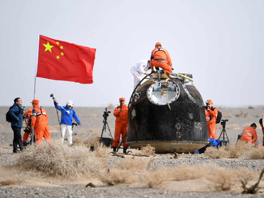 遨游九天今凯旋——写在神舟十三号返回地球之日