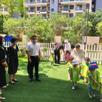 凤凰街道开展节前检查督导坚持安全管理和疫情防控“两手抓”