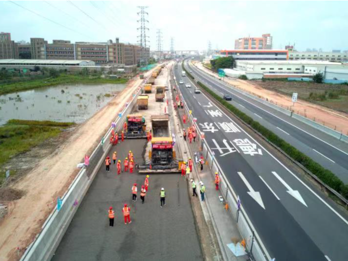 最新进展！中江高速改扩建项目正式进入路面施工阶段