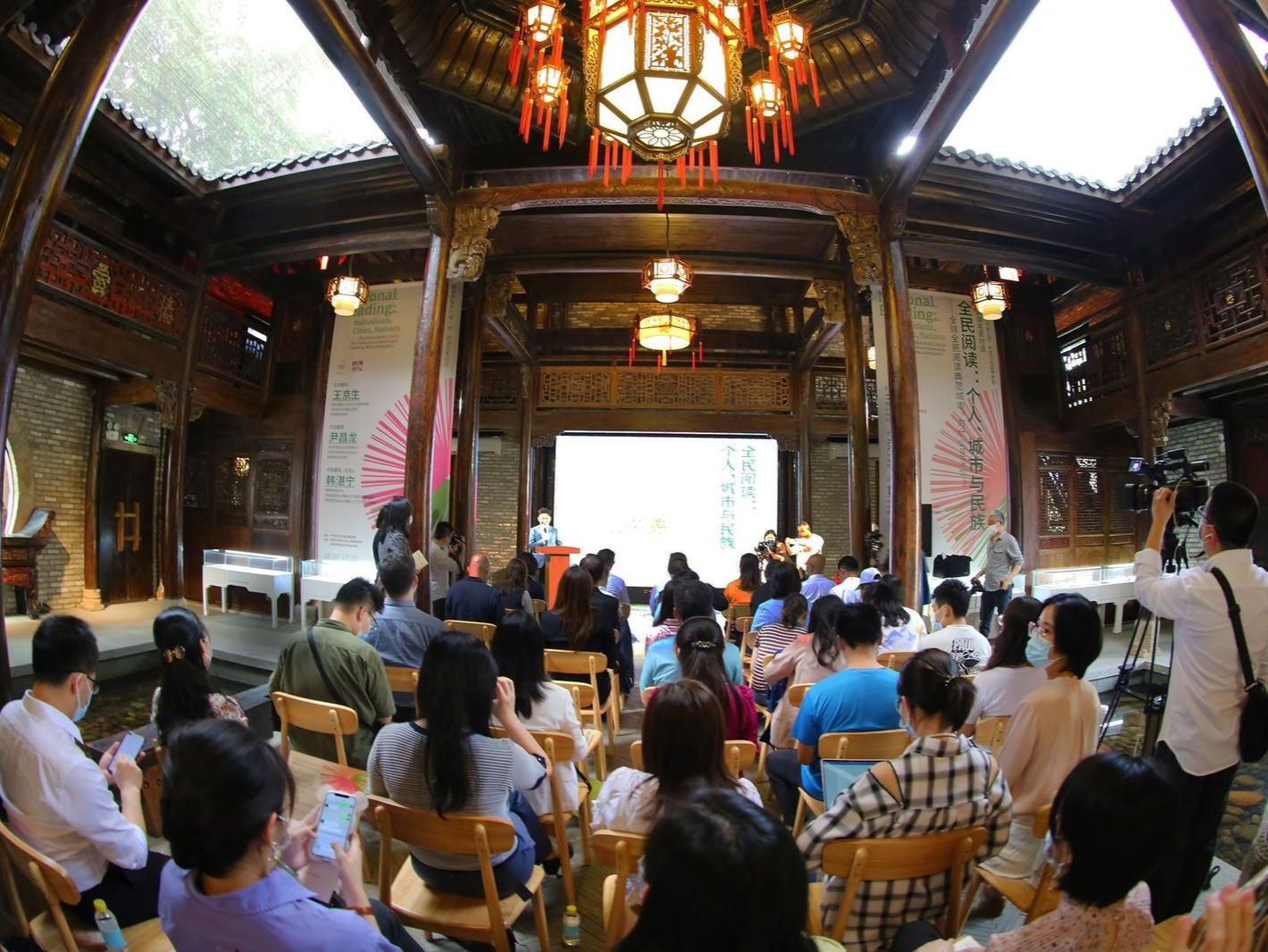 全民阅读是中华民族走向伟大复兴的基础工程 龙岗“阅读之城”年度活动菜单发布