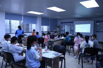 “珍视”困难汲取经验 公明V爱开展“心理绘画”引导孩子增强自我成长能力