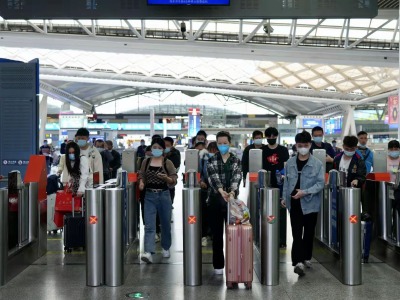清明假日深圳北站计划增开22趟动车组