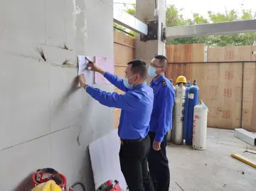 严查严管严控织密小散工程安全网 玉塘街道综合行政执法办开展小散工程专项整治行动
