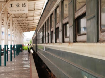 受强降雨影响，汕头火车站七对列车暂停运