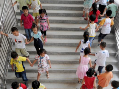 《中小学、幼儿园安全防范要求》国家标准发布，6月1日起正式实施