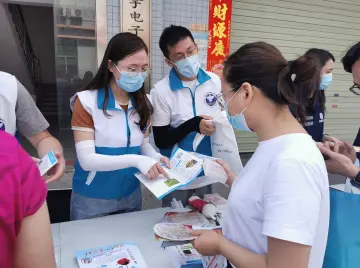 齐心共筑无毒生产 光明街道禁毒宣传进企业