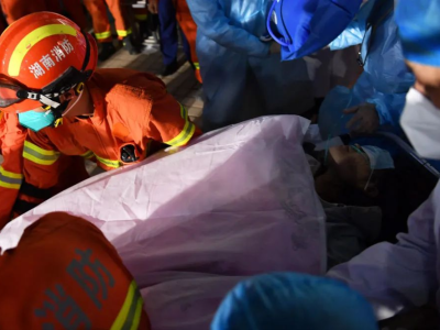湖南长沙居民自建房倒塌事故救援进展，这些信息很关键！