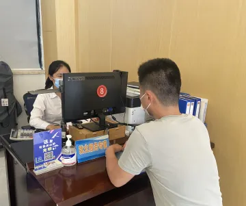 光明街道行政服务大厅：多措并举抓服务 凝心聚力促就业
