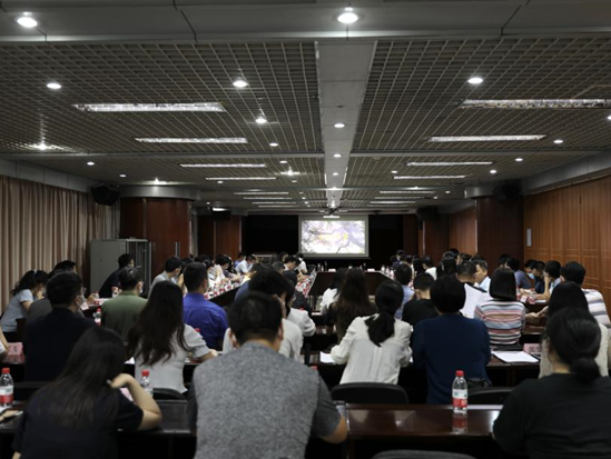 布吉街道：双导师“传帮带”助力青年干部能力作风双提升