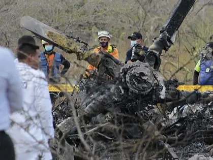 喀麦隆一失联飞机确认坠毁，致11人死亡