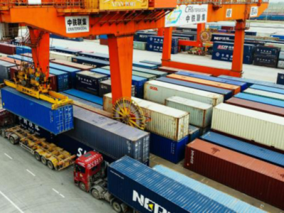 4月份国家铁路发送货物3.3亿吨 同比增长10.1%