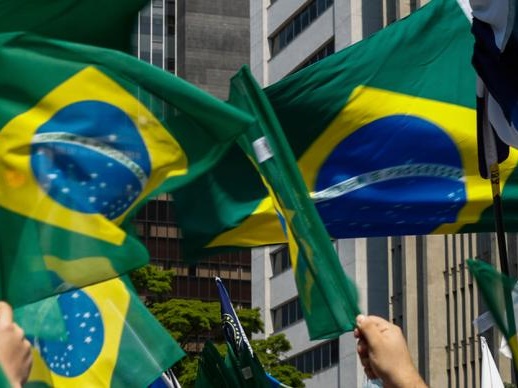 巴西前总统卢拉宣布参加2022年总统大选