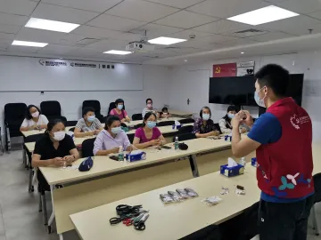 “活学活用”妇女手工坊之古风发梳DIY