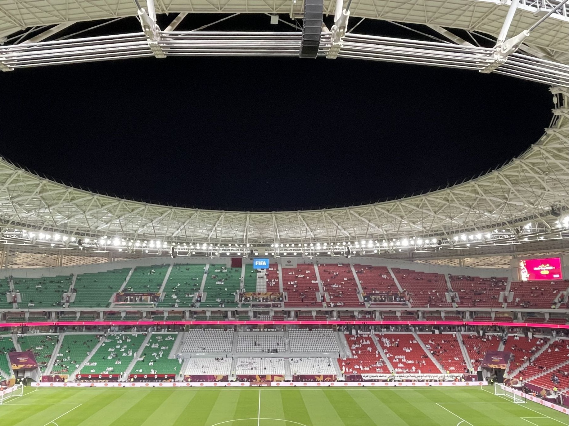 国际足联：卡塔尔世界杯第二轮售票申购数量超2300万