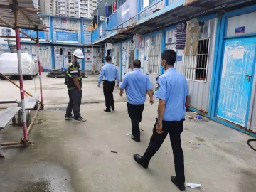 全力护航“三考”！光明街道网格员开展考场周边综合隐患巡查