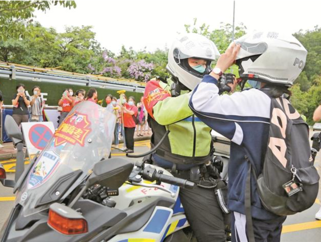 高考首日深圳交警快速处置涉考紧急救助29宗