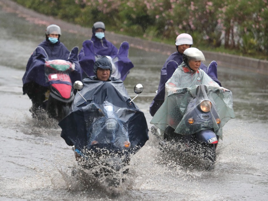 注意防范！12日起长江以南地区将出现强降雨
