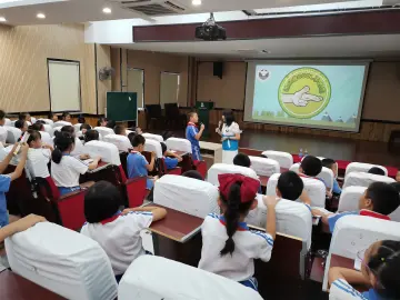 公明禁毒宣传进校园 学生家长零距离学习禁毒知识