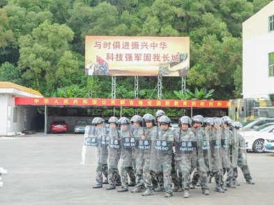 深圳警备区组织民兵干部和教练员集训