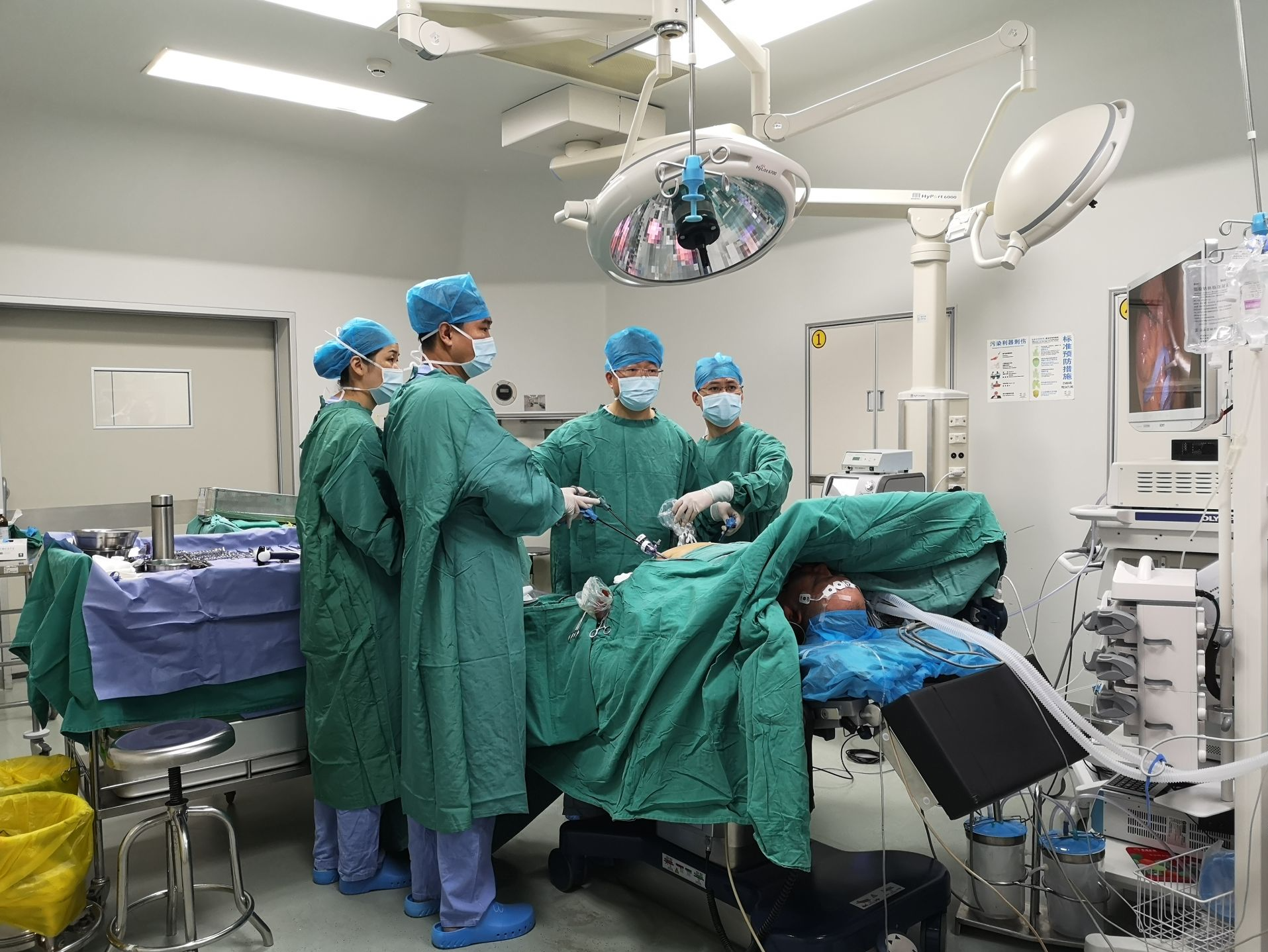 完成院内首例OAGB手术，深圳这家医院手术助肥胖患者减肥！