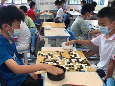 深圳市大中小学生围棋赛收枰 决出七项冠军