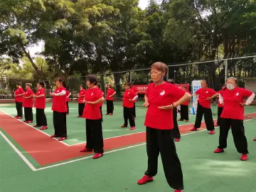“幸福长者，耆乐无穷”公明社区开展健身气功学习体验活动