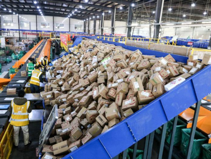 物流保通保畅 邮政快递揽收超4亿件 环比增长33.2%