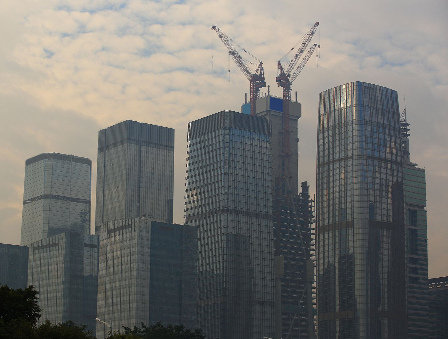 深圳工业稳增长和转型升级成效显著！规上工业总产值连续3年居全国城市首位