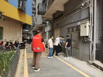 文明创建久久为功！凤凰街道端午假期开展“文明啄木鸟”巡纠行动