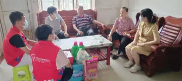 新湖街道关心关爱慰问困难儿童家庭