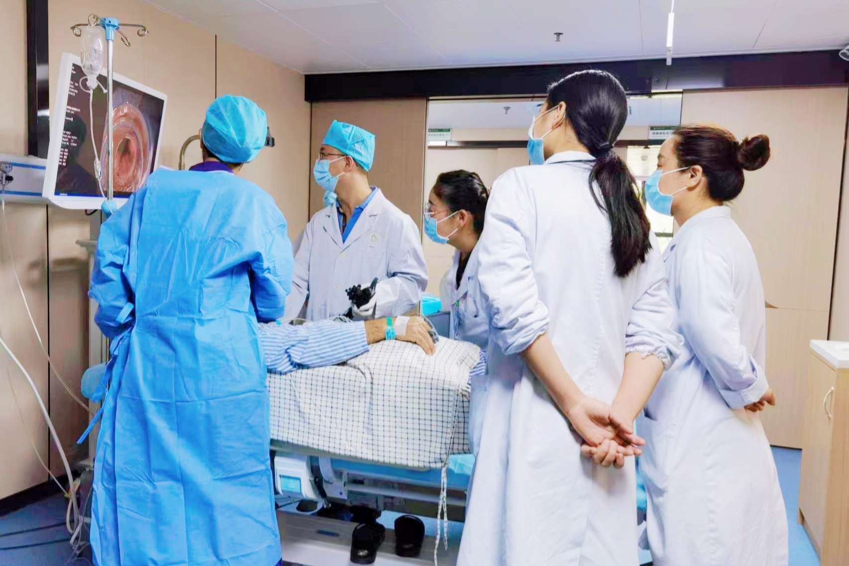 坪山区人民医院引进国际领先电子胃肠镜设备