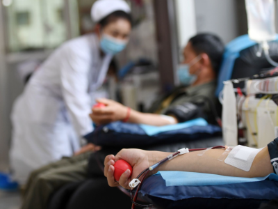无偿献血人数均位居全国首位，广东连续14年保持“零血液安全事故”