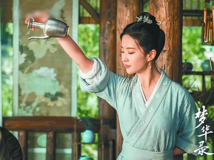 娱论场 | 《梦华录》亦菲冲天 “宋”你一场视觉繁华