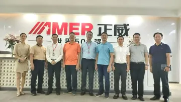 凤凰商会高标准打造党建活动阵地服务企业发展