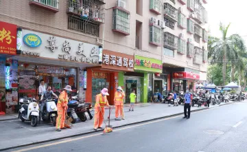 专门治理公共秩序 凤凰街道开展“文明啄木鸟”专项行动