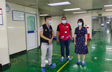 公明社区以勤奋工作姿态为党旗增光添彩