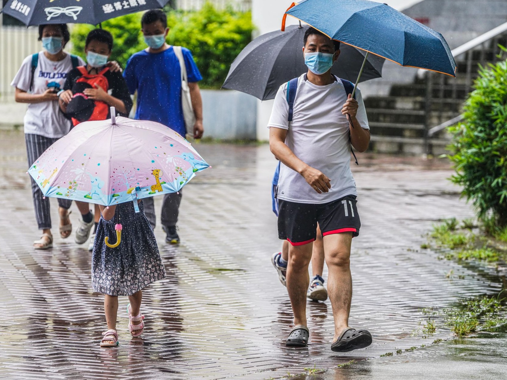 深圳全市三防部门积极防御“暹芭”，确保城市安全运行