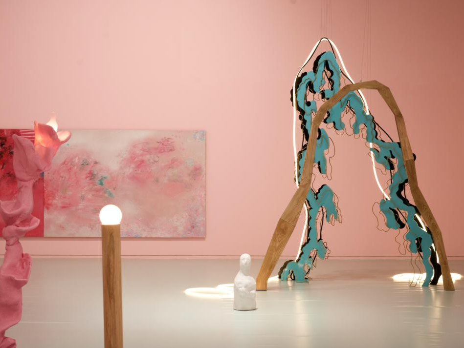 ​艺术家周力全球三展齐开，深圳需要更多艺术家个案研究和策展