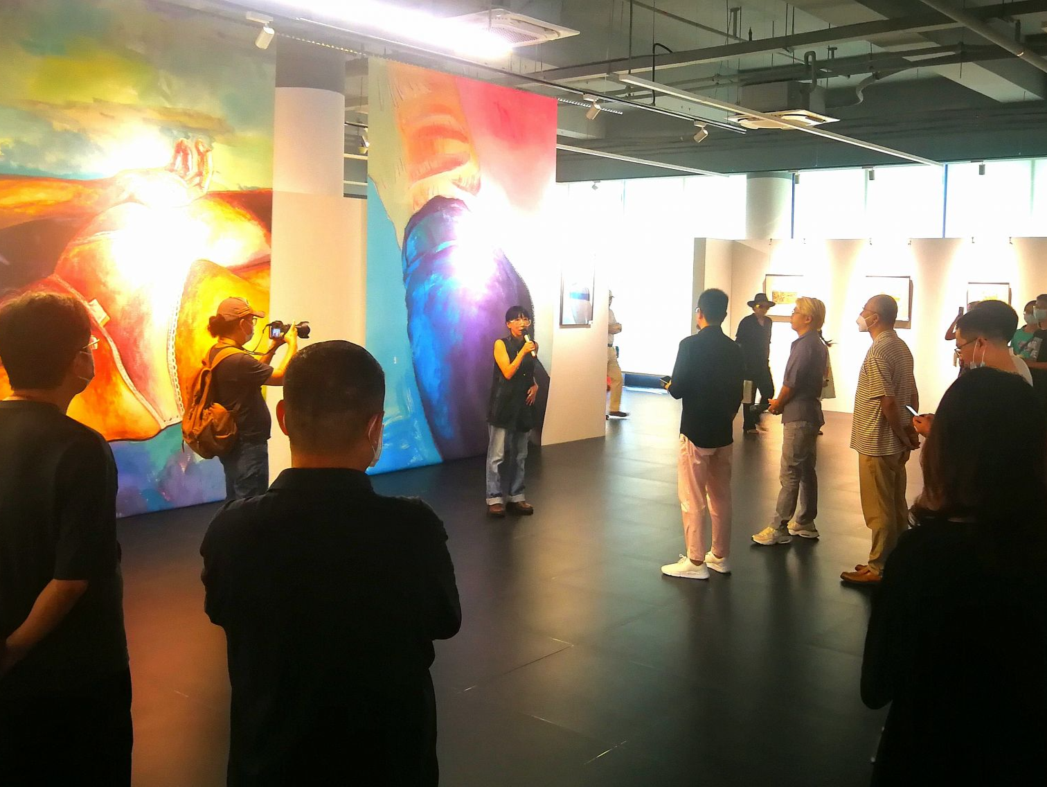 刘冰“投□问路”2022架上绘画实验展开展