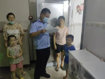 新湖街道网格员全方位助力核酸检测工作