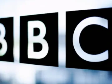 深湾圆桌 | BBC到底是新闻业的标杆，还是一个反面案例
