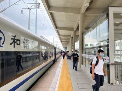 厦深铁路潮汕站启动为期62天的暑运