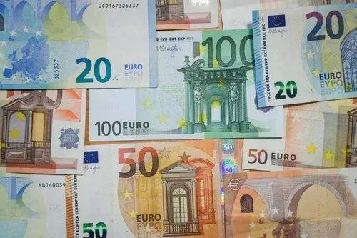 欧元对美元汇率再创新低：1欧元=0.9953美元