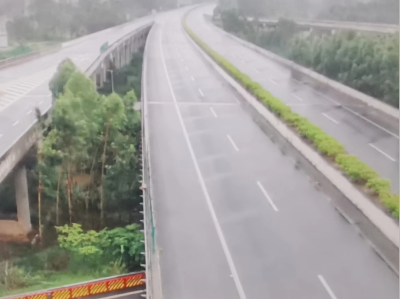 受台风影响，广东部分高速路段封闭